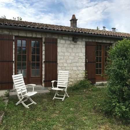 May'S Cottage Availles-Limouzine Екстер'єр фото